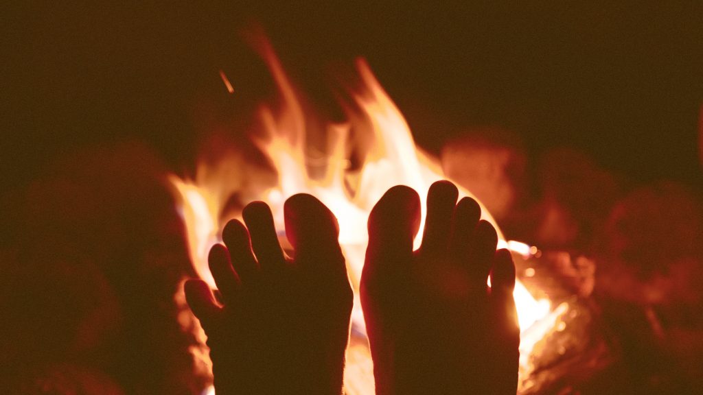 Ayurvedic Home Remedies for Burning Feet – Natural Treatment for Chronic Pain Relief
